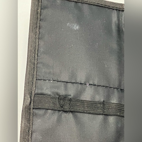 Disney Good Vs Evil Makeup Bag - Picture 6 of 7